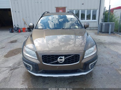 2015 VOLVO XC70 13