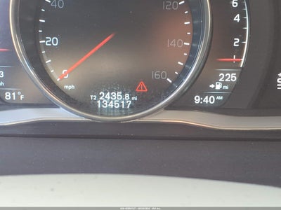 2015 VOLVO XC70 16