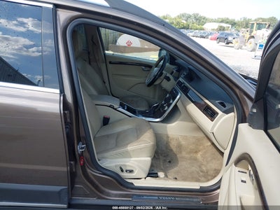 2015 VOLVO XC70 5