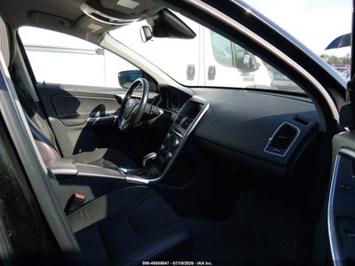 2016 VOLVO XC60 5