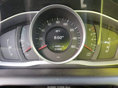 2016 VOLVO XC60 7