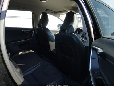 2016 VOLVO XC60 8