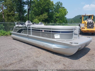 2020 Bennington Pontoon
