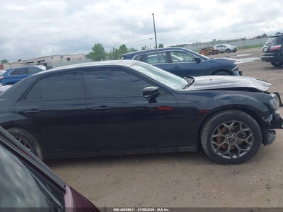 CHRYSLER 300