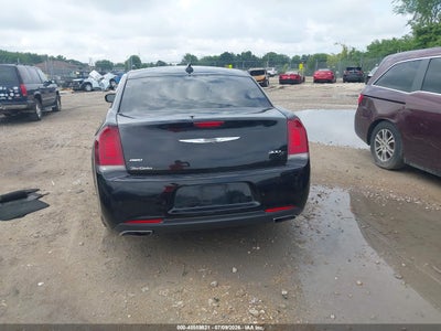 CHRYSLER 300