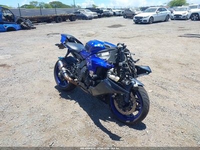 2023 Yamaha Yzfr1