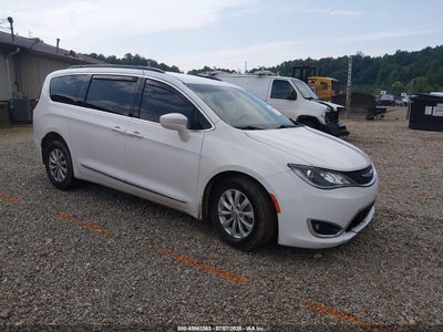 CHRYSLER PACIFICA