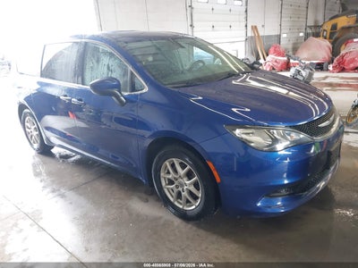 2021 Chrysler Voyager