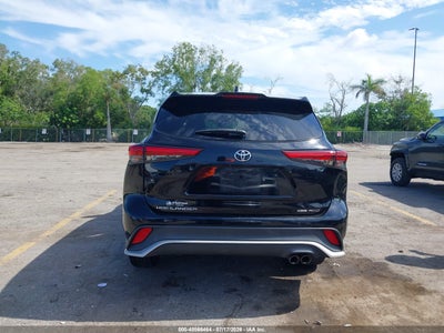 TOYOTA HIGHLANDER