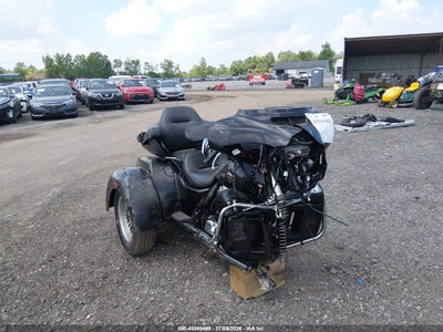2022 Harley-davidson Flhtcutg