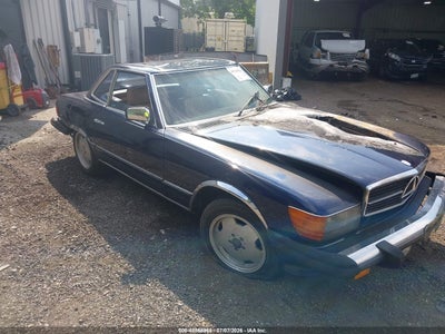 WDBBA45A2DB023609 MERCEDES-BENZ 380 Photo 1