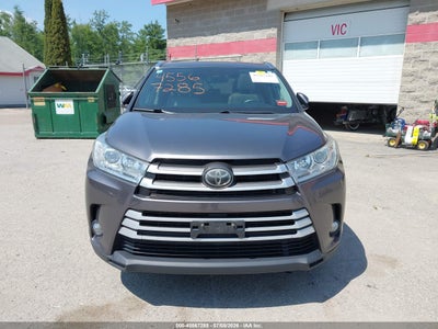 TOYOTA HIGHLANDER