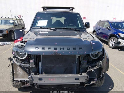 LAND ROVER DEFENDER