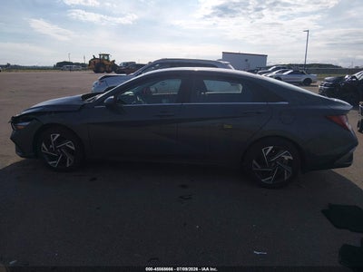 HYUNDAI ELANTRA