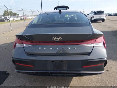 HYUNDAI ELANTRA