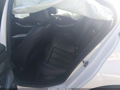 BMW 330I