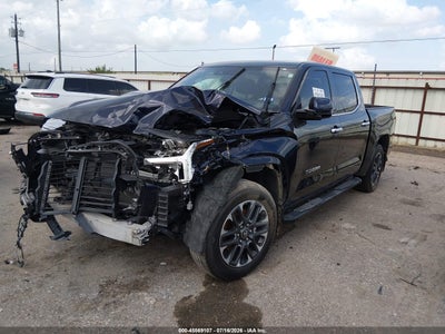 TOYOTA TUNDRA