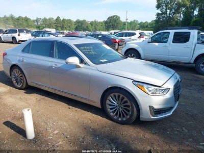 2017 Genesis G90