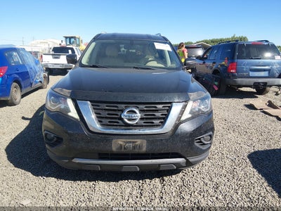 NISSAN PATHFINDER