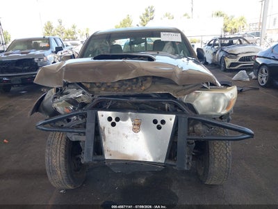 TOYOTA TACOMA