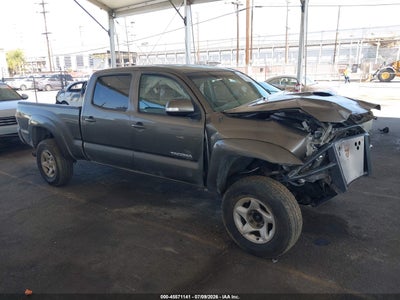TOYOTA TACOMA