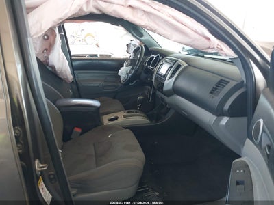 TOYOTA TACOMA
