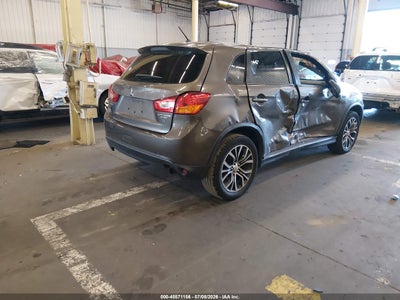 MITSUBISHI OUTLANDER SPORT
