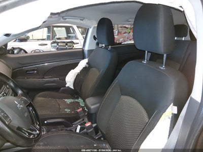 MITSUBISHI OUTLANDER SPORT
