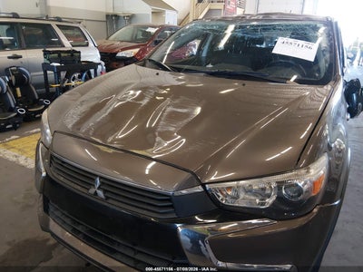 MITSUBISHI OUTLANDER SPORT