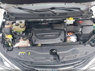 CHRYSLER PACIFICA HYBRID