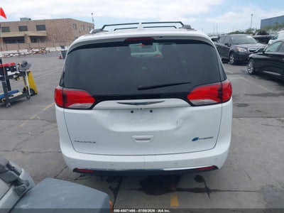 CHRYSLER PACIFICA HYBRID