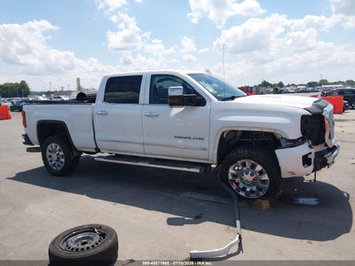 GMC SIERRA 2500HD