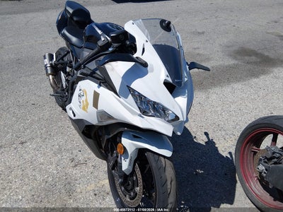 2026 Kawasaki Zx400
