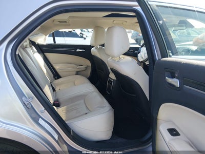 CHRYSLER 300