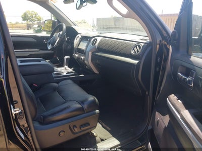 TOYOTA TUNDRA