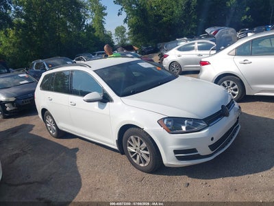 2017 Volkswagen Golf Sportwagen