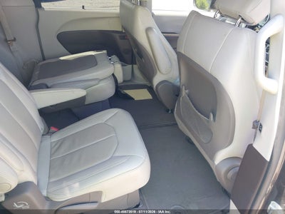 CHRYSLER PACIFICA