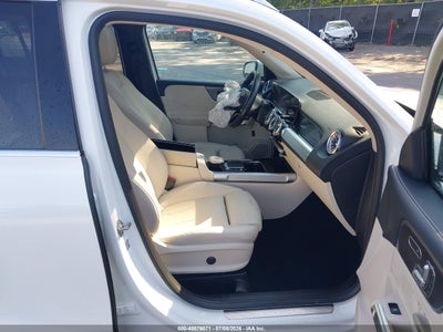 MERCEDES-BENZ GLB 250