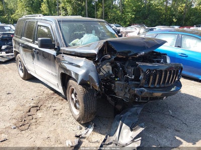 1C4NJPBB5GD716700 JEEP PATRIOT Photo 1