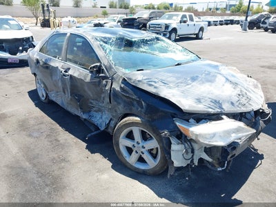 4T1BF1FK1CU075692 TOYOTA CAMRY Photo 1