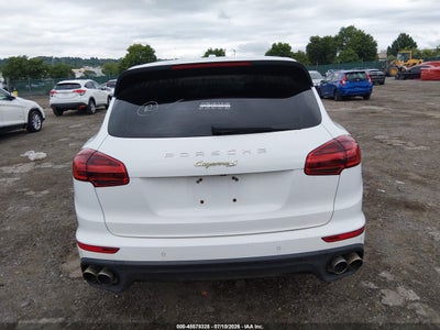 PORSCHE CAYENNE E-HYBRID
