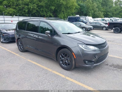 CHRYSLER PACIFICA 2019 VIN 2C4RC1GG6KR698436