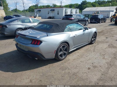 FORD MUSTANG