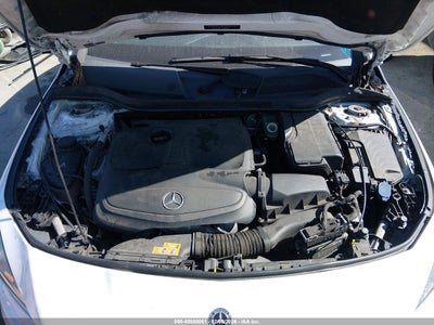 MERCEDES-BENZ CLA 250