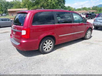 CHRYSLER TOWN & COUNTRY