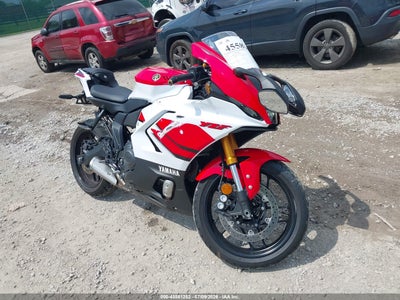 2026 Yamaha Yzfr7