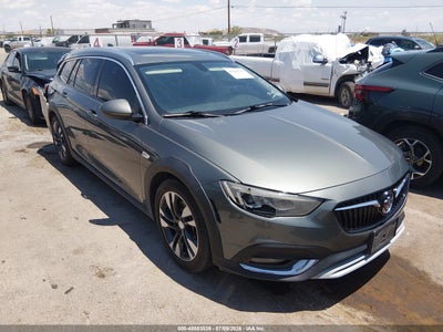 2018 Buick Regal Tourx