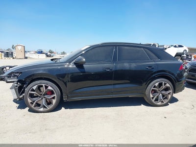 AUDI RS Q8