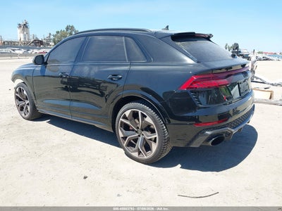 AUDI RS Q8