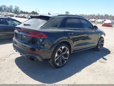AUDI RS Q8
